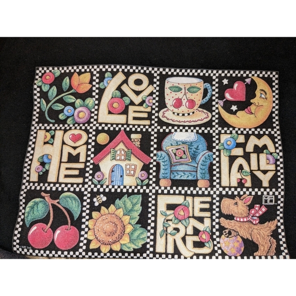 Hanes Love Home Friends Shirt Size Large - Picture 4 of 4